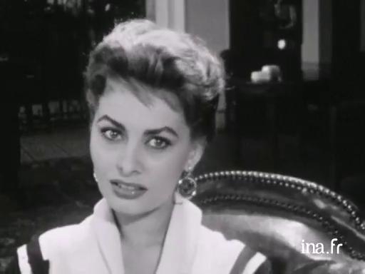 Sophia Loren et les photographes