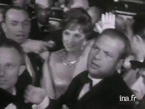 Montée des marches mouvementée au festival de Cannes 1961