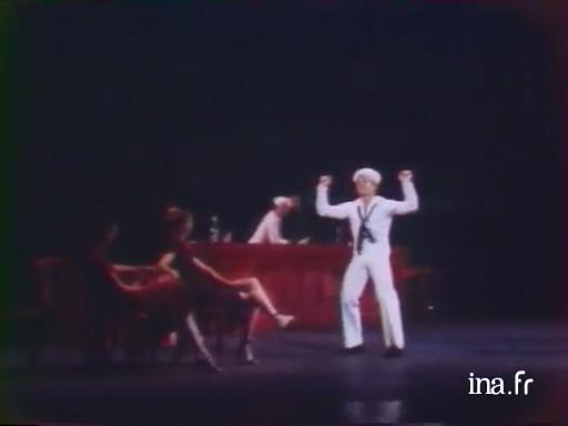 Mikhaïl Barychnikov danse <i>Fancy Free</i> de Robbins au Théâtre des Champs-Elysées