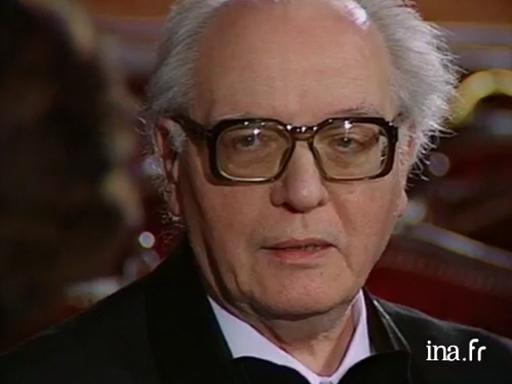  Olivier Messiaen présente son opéra <i>Saint François d'Assise</i> 