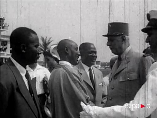 Vers la Communauté française, voyage du général de Gaulle à Madagascar et en Afrique