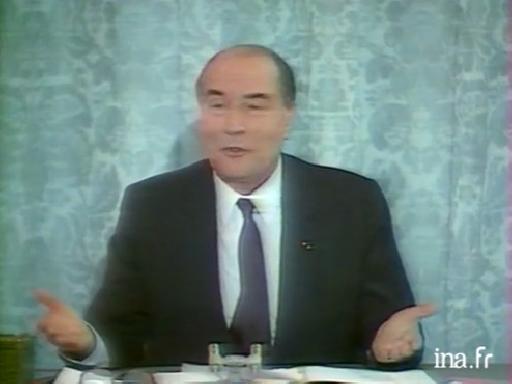 François Mitterrand défend les nationalisations