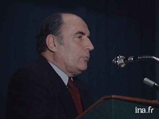 Mitterrand parle d'Europe à Millau