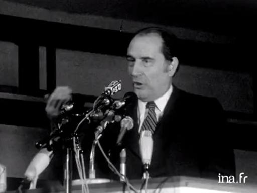 François Mitterrand à Rouen évoque les problèmes de liberté et d'inflation