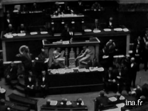 François Mitterrand sur la responsabilité du gouvernement face au parlement
